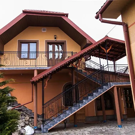 Апартаменти Annamari Pavshyno Exterior photo
